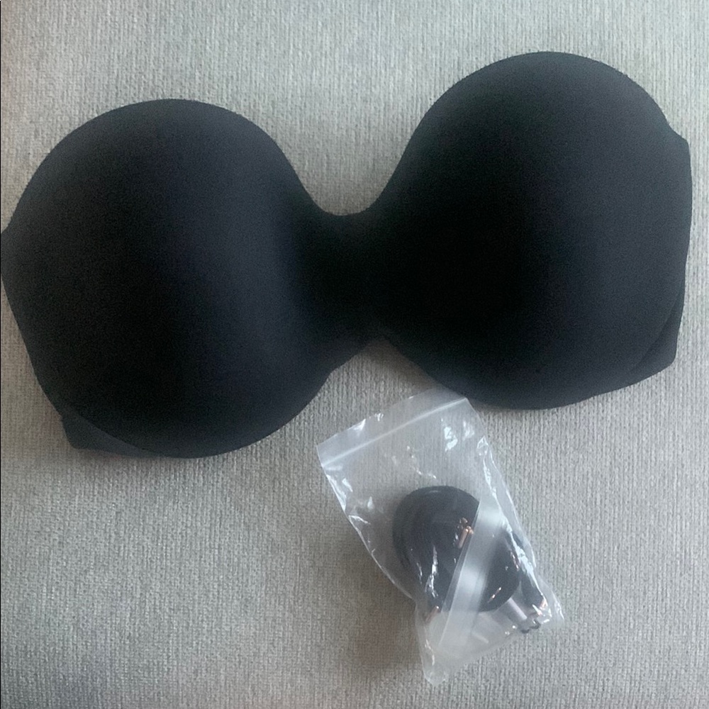 Soma Black Seamless Strapless Bra